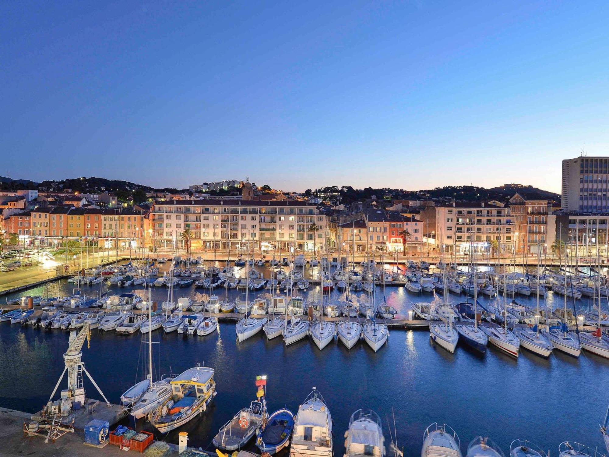 Hotel Mercure Toulon Ла-Сейн-сюр-Мер Екстер'єр фото