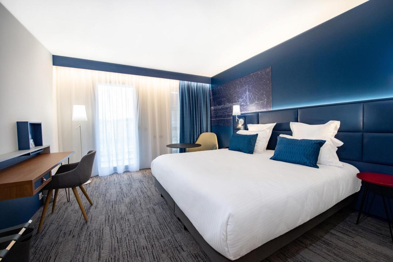 Hotel Mercure Toulon Ла-Сейн-сюр-Мер Екстер'єр фото