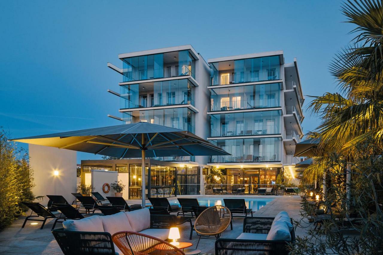 Hotel Mercure Toulon Ла-Сейн-сюр-Мер Екстер'єр фото